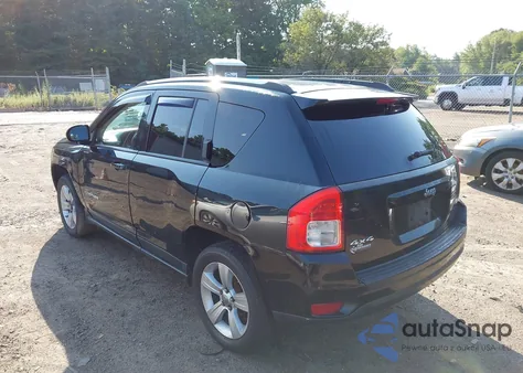 2012 Jeep Compass Latitude z USA, uszkodzony, nr VIN 1C4NJDEB0CD659097